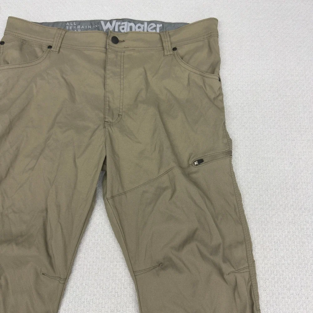 Wrangler ATG All Terrain Gear Pants 38x30 Tan Nylon Cargo Hiking Trail Stretch
